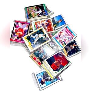 **Set of Vintage 90's Baseball Cards**